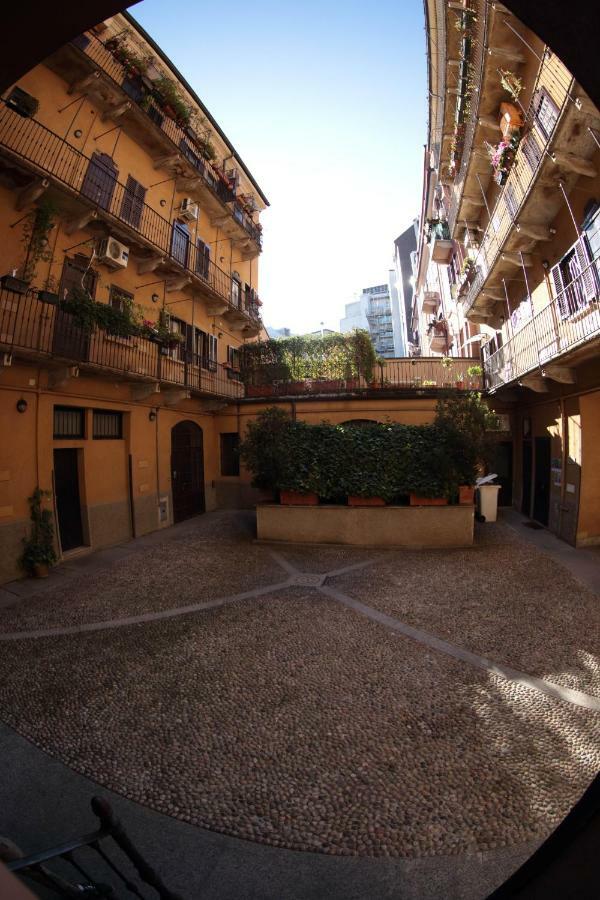 B&B Terrazza Baires - In The Heart Of Milaan Buitenkant foto