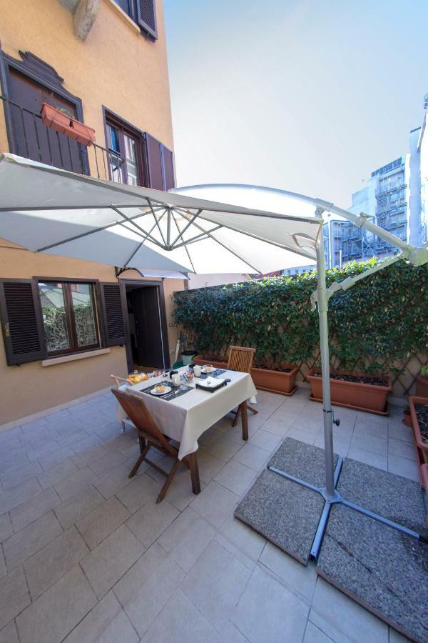 B&B Terrazza Baires - In The Heart Of Milaan Buitenkant foto