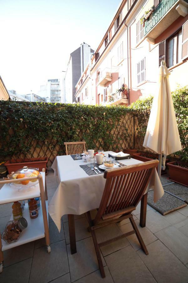 B&B Terrazza Baires - In The Heart Of Milaan Buitenkant foto